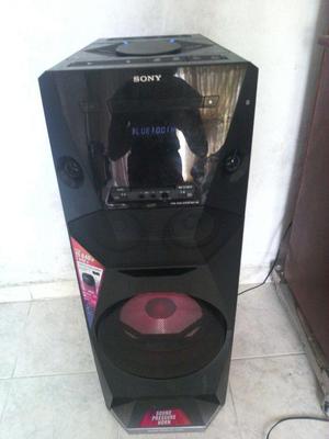 SONY modelo MHCV6D