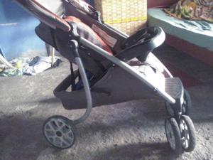 se vende coche para niño o niña