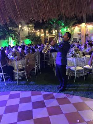 Saxofonista Serenata con Saxofón - Barranquilla
