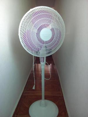 vendo ventilador marca universal - Bucaramanga