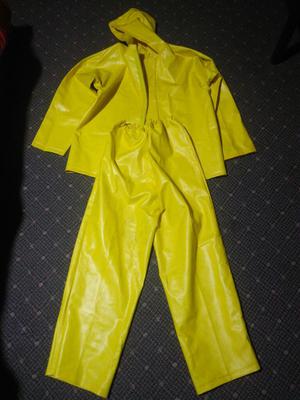 Impermeable Alta Resistencia