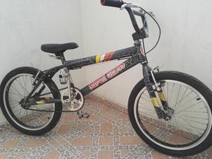 VENDO BICICLETA GW