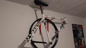 Vendo Marco para Fixed con Sillin