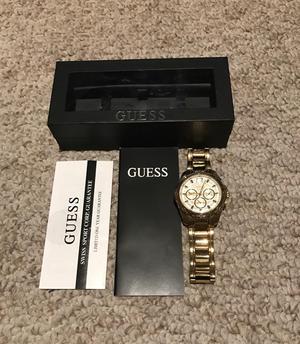 Reloj Guess Dorado para Mujer