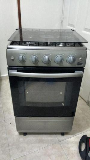 Se vende estufa con horno