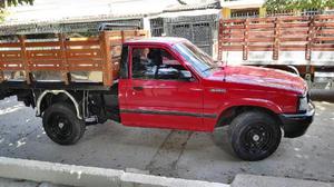 Vendo O Permuto Mazda B2200 por Dmax - Neiva