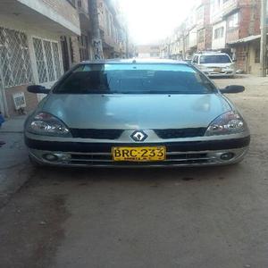 Vendo Renault Simbol 2005 - Bogotá