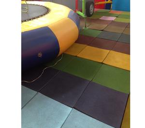 piso contra impacto para niños jardin o gimnasio