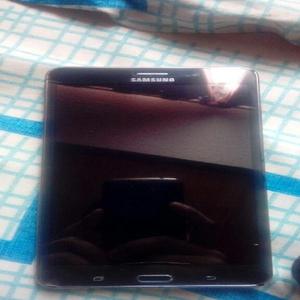 Tablet Samsung Galaxy Tab 4 con Sim Card - Funza