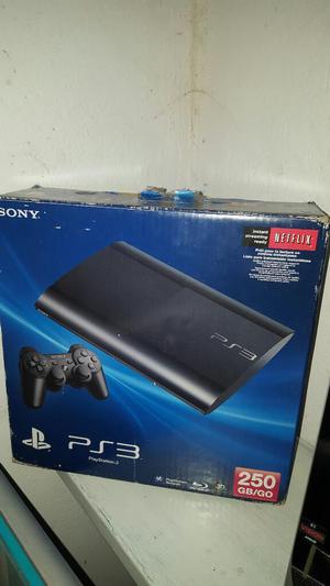 play3 super slim de 250 gigas muy poco uso como nuevo