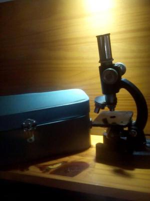 Microscopio Antiguo