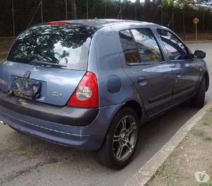 Renault Clio 2005