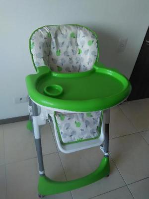 hermosa silla comedor para bebe. 5 meses de uso, excelente