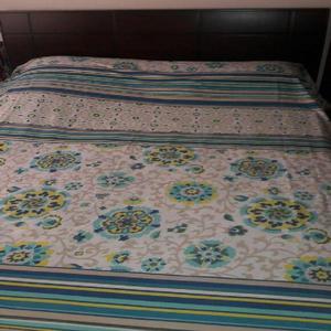 Cama color wengue - Cali