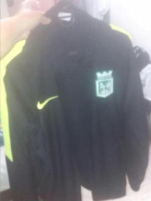 Vendo Chaqueta Nacional Original Barata - Itagüí