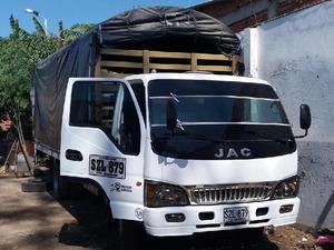 Camion estacas Jac 5.7 tns - Barranquilla