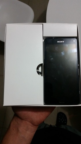 Sony Z3 Compact Usado