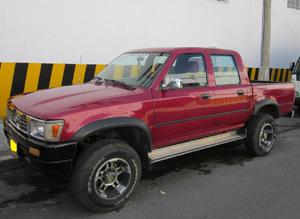 TOYOTA HILUX 4X4, 1996, DOBLE CABINA Y PLATON. - Bucaramanga