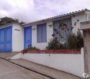 Vendo hermosa casa amoblada en chinavita Boyaca