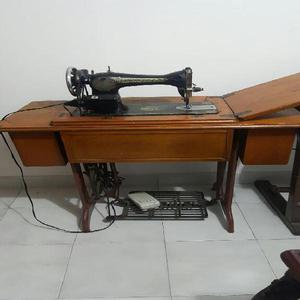 Maquina de Coser Singer - Medellín