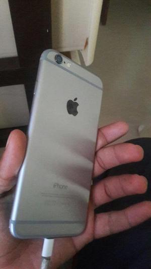 Vendo iPhone 6 con Su Cargador Y Caja