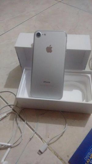 iPhone 7 Silver