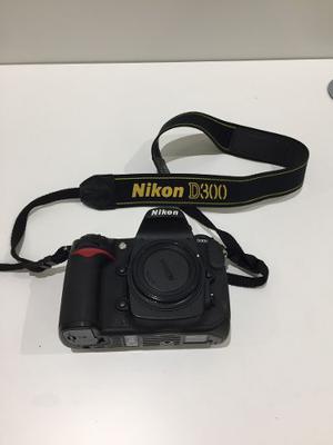 Camara Nikon D300 Solo Cuerpo