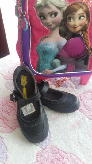 Vendo Zapatos Colegial Talla 28