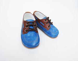 Zapato combinado azul cielocaminadores, no tuerce