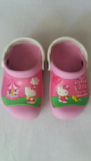 Zapatos Crocs Hello Kitty Originales para Niña Talla 23