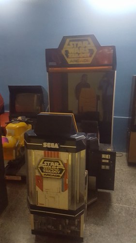 Máquina Arcade Star Wars Trilogy