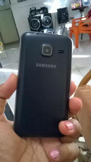 se vende samsung J1 mini