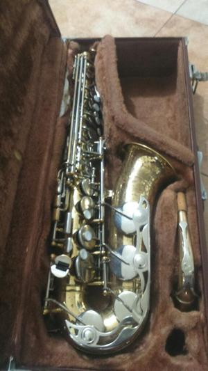 Saxofon Alto Yamaha Yas25