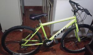 SE VENDE BICI EN BUEN ESTADO