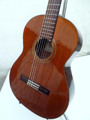 Guitarra electroacústica clásica Alhambra Iberia -