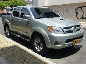 Toyota Hilux 2006 - Medellín