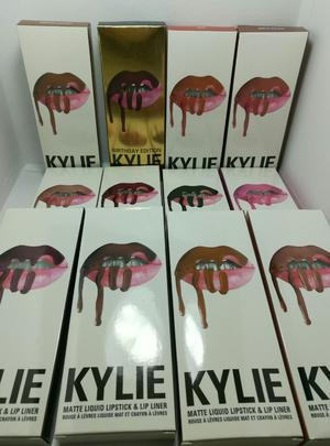 Labiales Kylie Matte