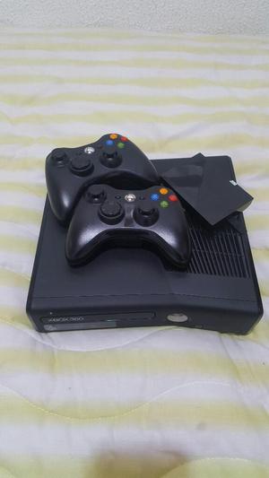 Consola Xbox 360 con Disco Duro 500gb Poco Uso