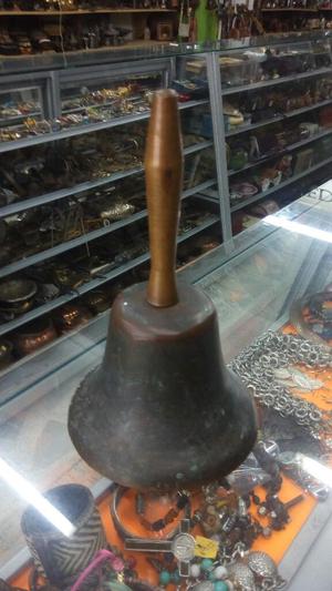 Campana en Cobre Y Bronce