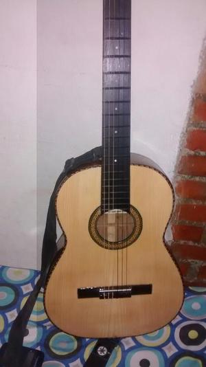 Guitarra Acustica