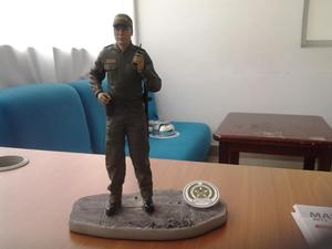 figuras policía de colombia