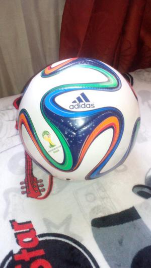 Balon Adidas Fifa World Cup  (nuevo)