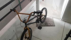 Bicicleta Piraña