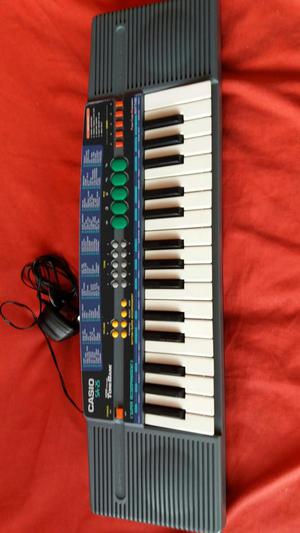 ORGANETA PEQUEÑA CASIO SA25