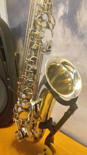saxofón weril master.