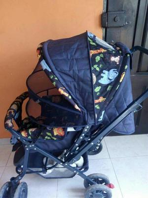 Coche Unicex con 6 Meses de Uso