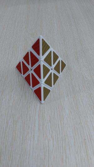 cubo piraminx