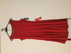 Vestido rojo con decoración Forever