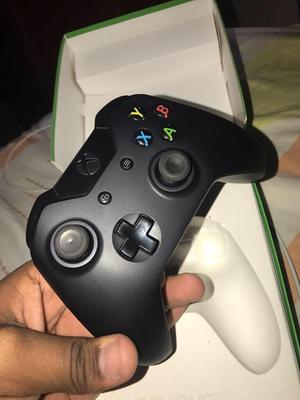 Control Xbox One Y One S Nuevo sin Uso
