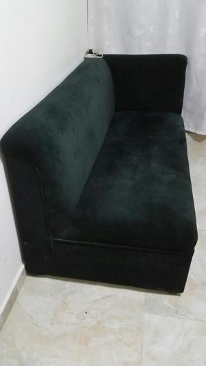 Sofa O Mueble Negro en Pana, Buen Estado